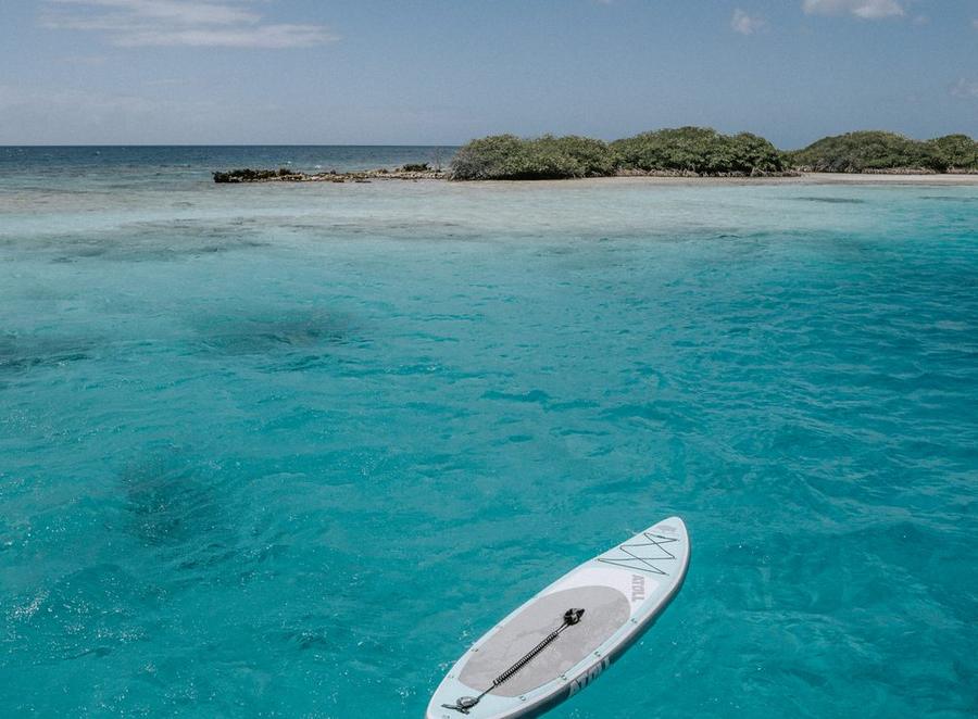 Kayak, paddleboard & floating pad